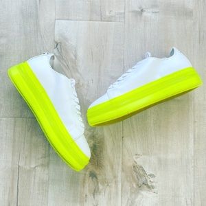 Steve Madden Neo Platform Sneaker